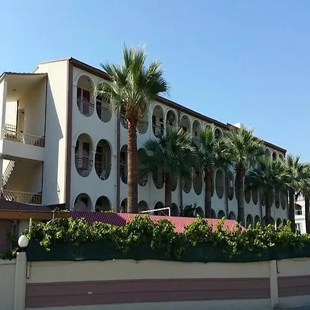 Ξενοδοχείο Palmiye 2*